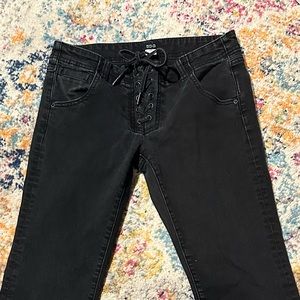 ❤️BDG Lace Up Black Denim Jeans❤️